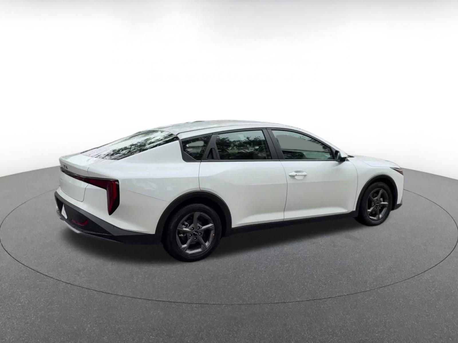 Thumbnail: 2025 Kia K4 - 15