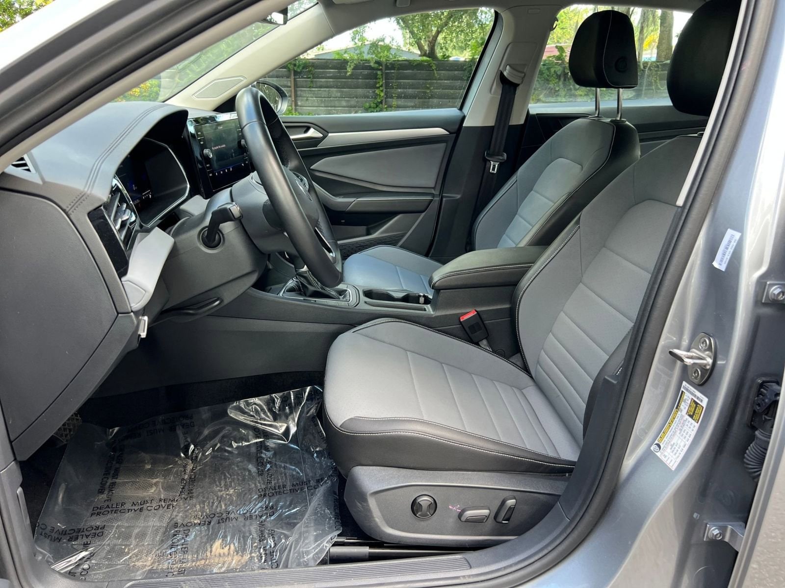 Thumbnail: 2025 Volkswagen Jetta - 21