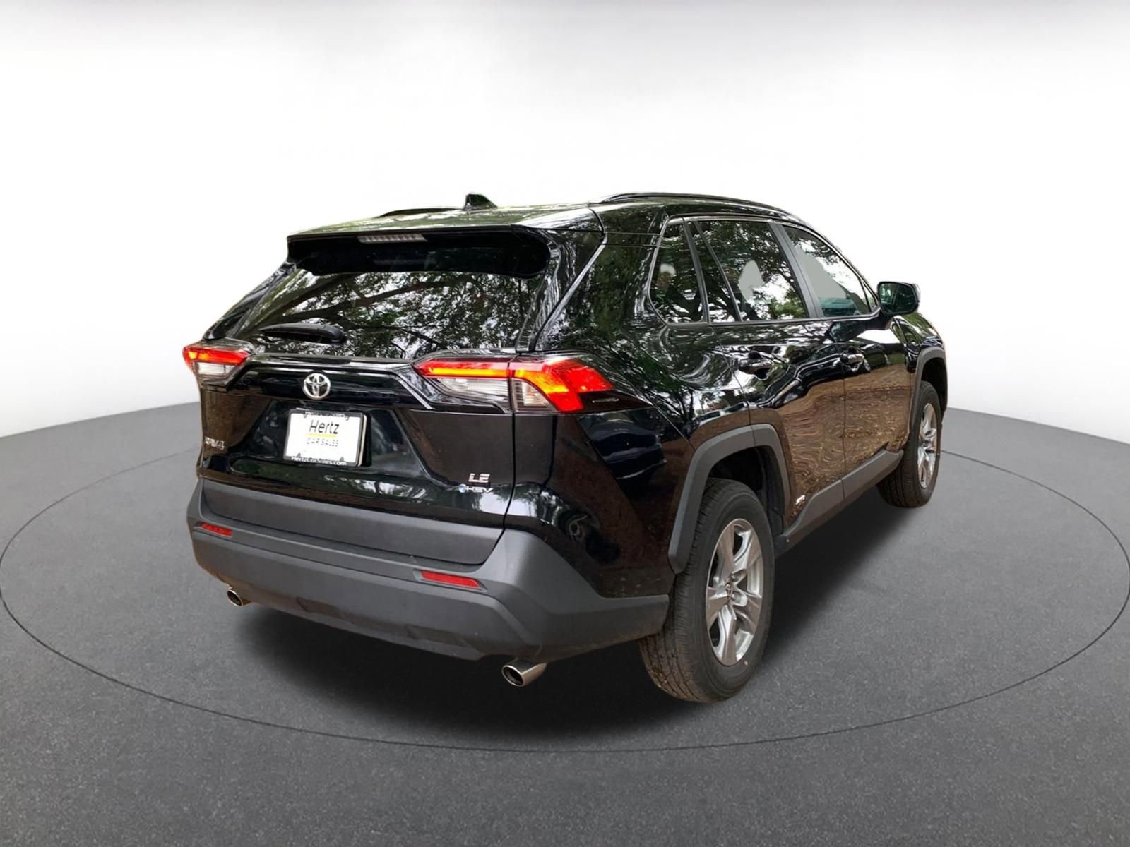 Thumbnail: 2025 Toyota RAV4 - 7