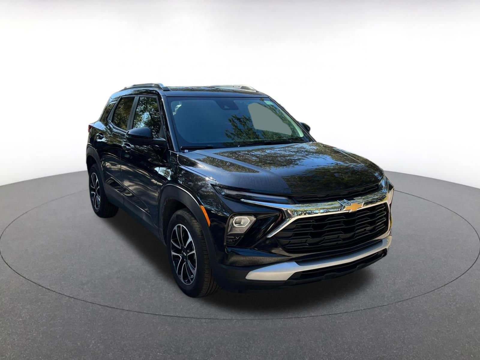 Thumbnail: 2025 Chevrolet TrailBlazer - 1