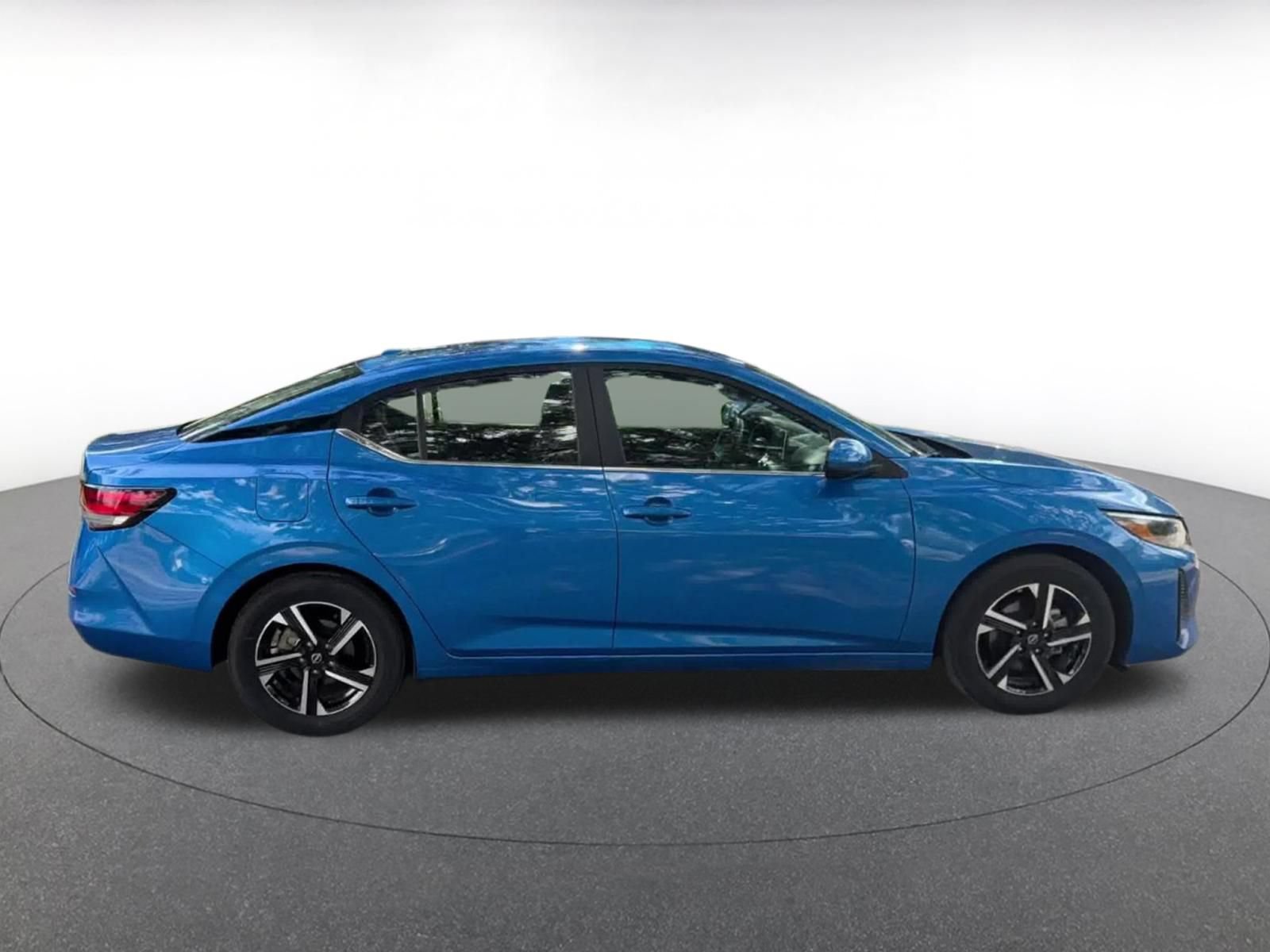 Thumbnail: 2025 Nissan Sentra - 16