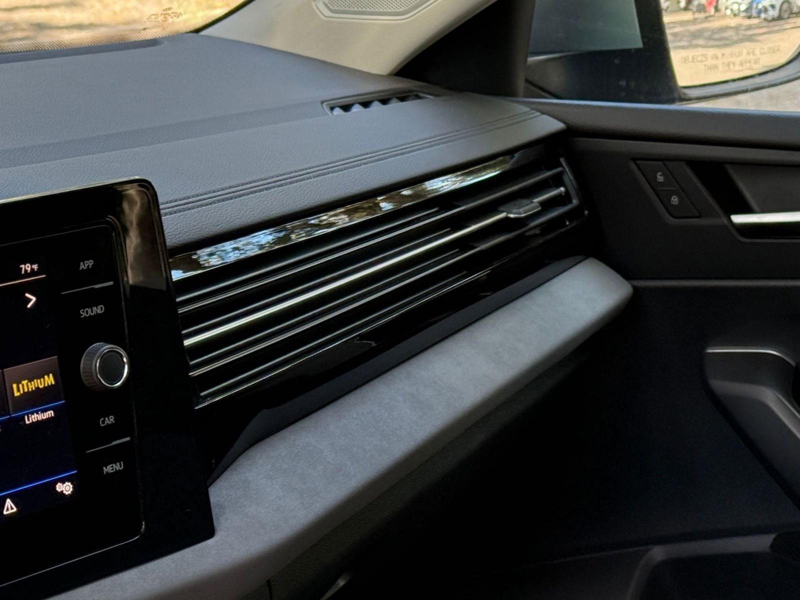 Thumbnail: 2025 Volkswagen Jetta - 29