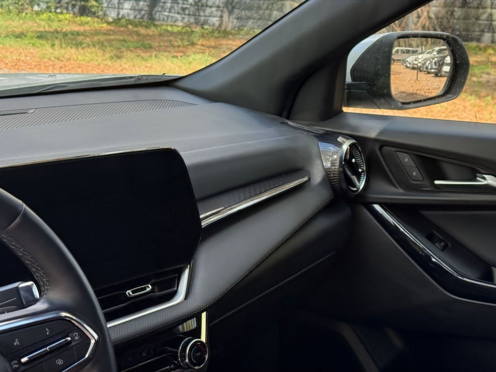 Thumbnail: 2025 Chevrolet Equinox - 30