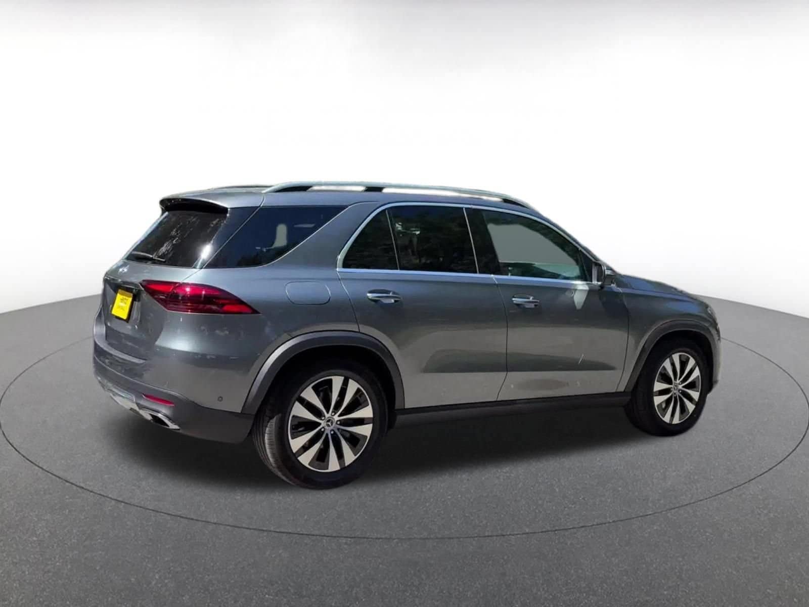 Thumbnail: 2026 Mercedes-Benz GLE - 14