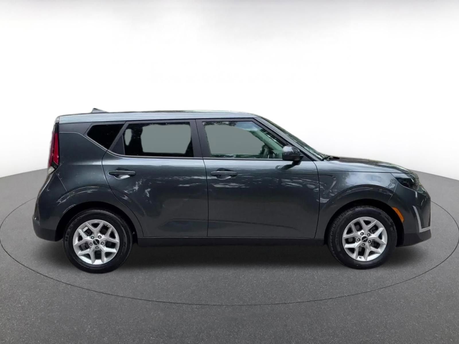 Thumbnail: 2025 Kia Soul - 16