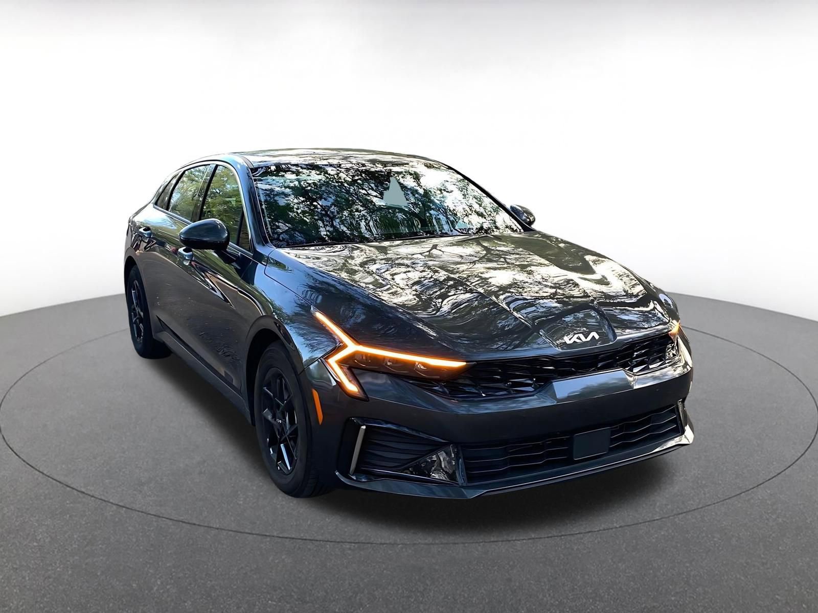 Thumbnail: 2025 Kia K5 - 1