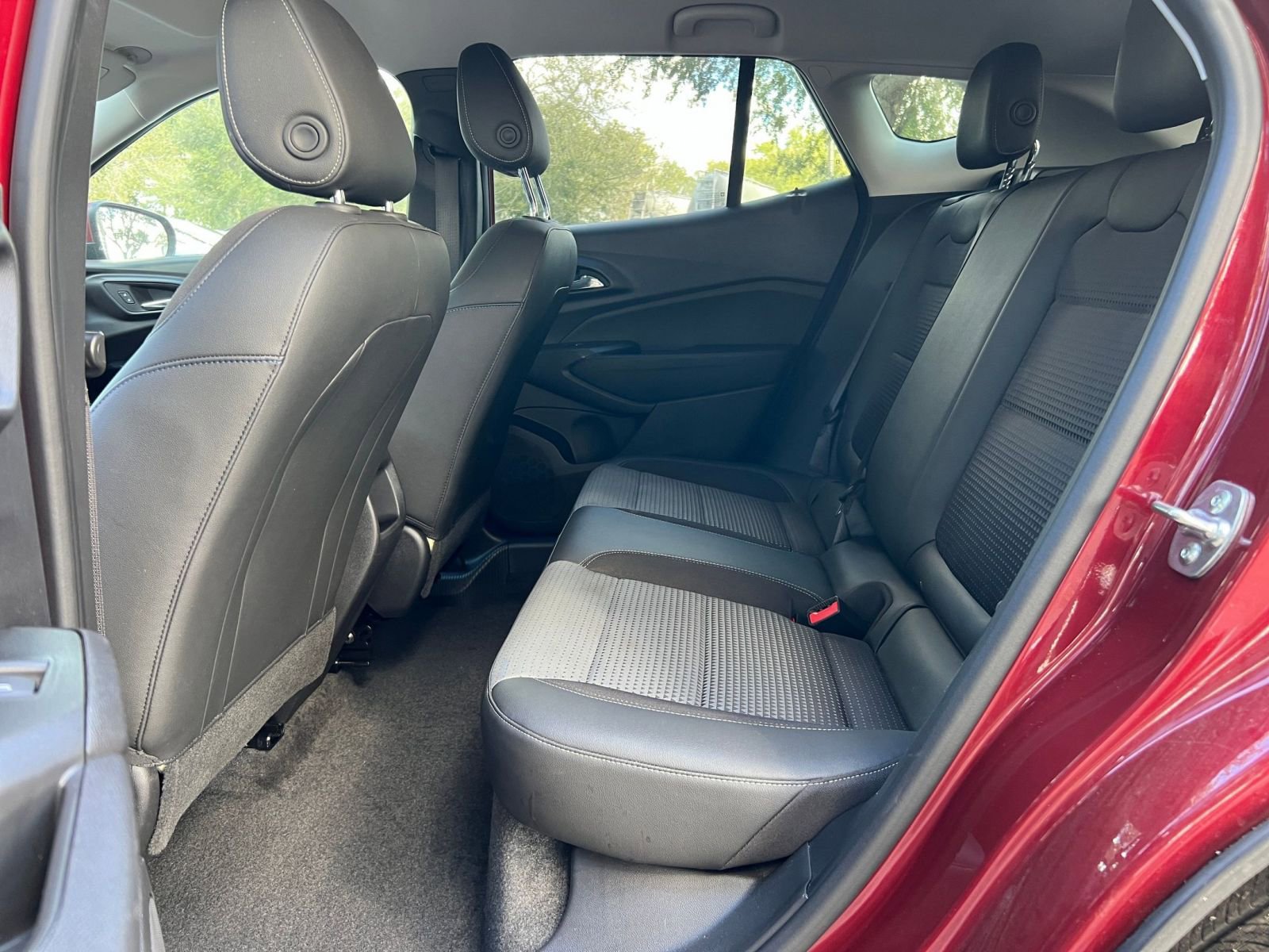 Thumbnail: 2025 Chevrolet Trax - 22