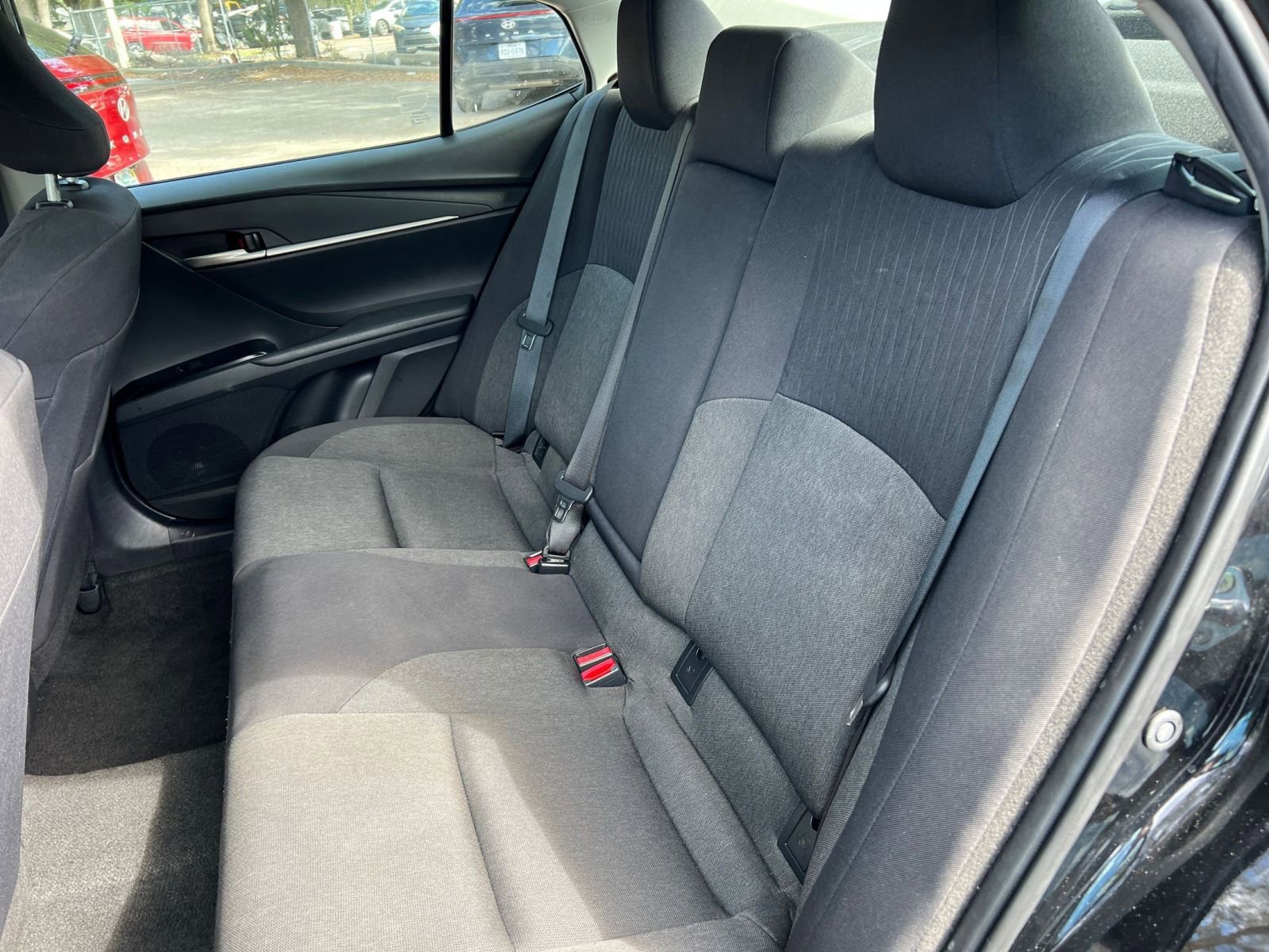 Thumbnail: 2025 Toyota Camry - 32