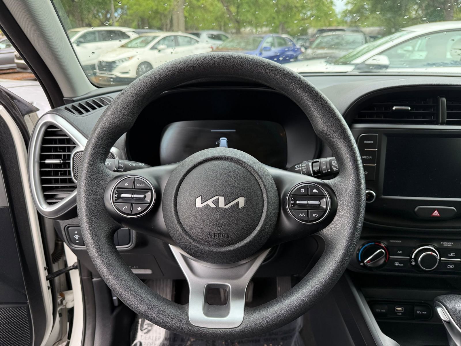 Thumbnail: 2025 Kia Soul - 25