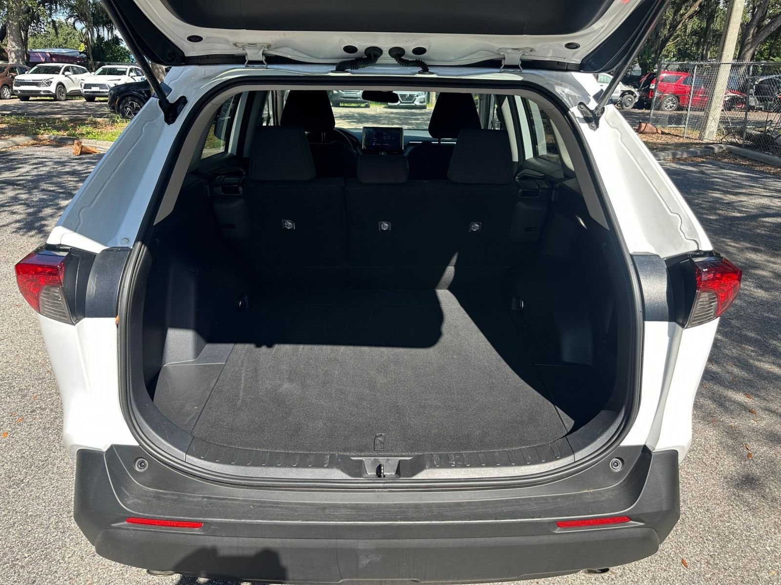 Thumbnail: 2025 Toyota RAV4 - 24