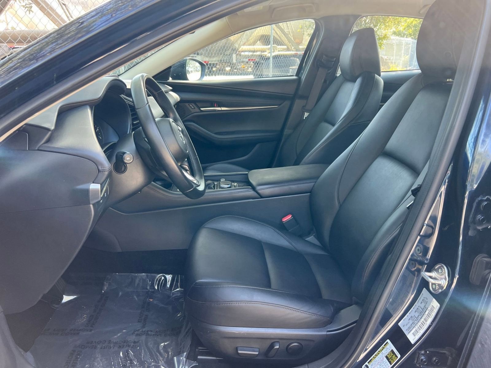 Thumbnail: 2025 Mazda Mazda3 - 21