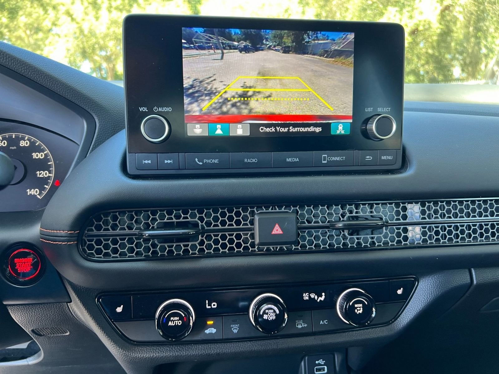 Thumbnail: 2025 Honda HR-V - 17