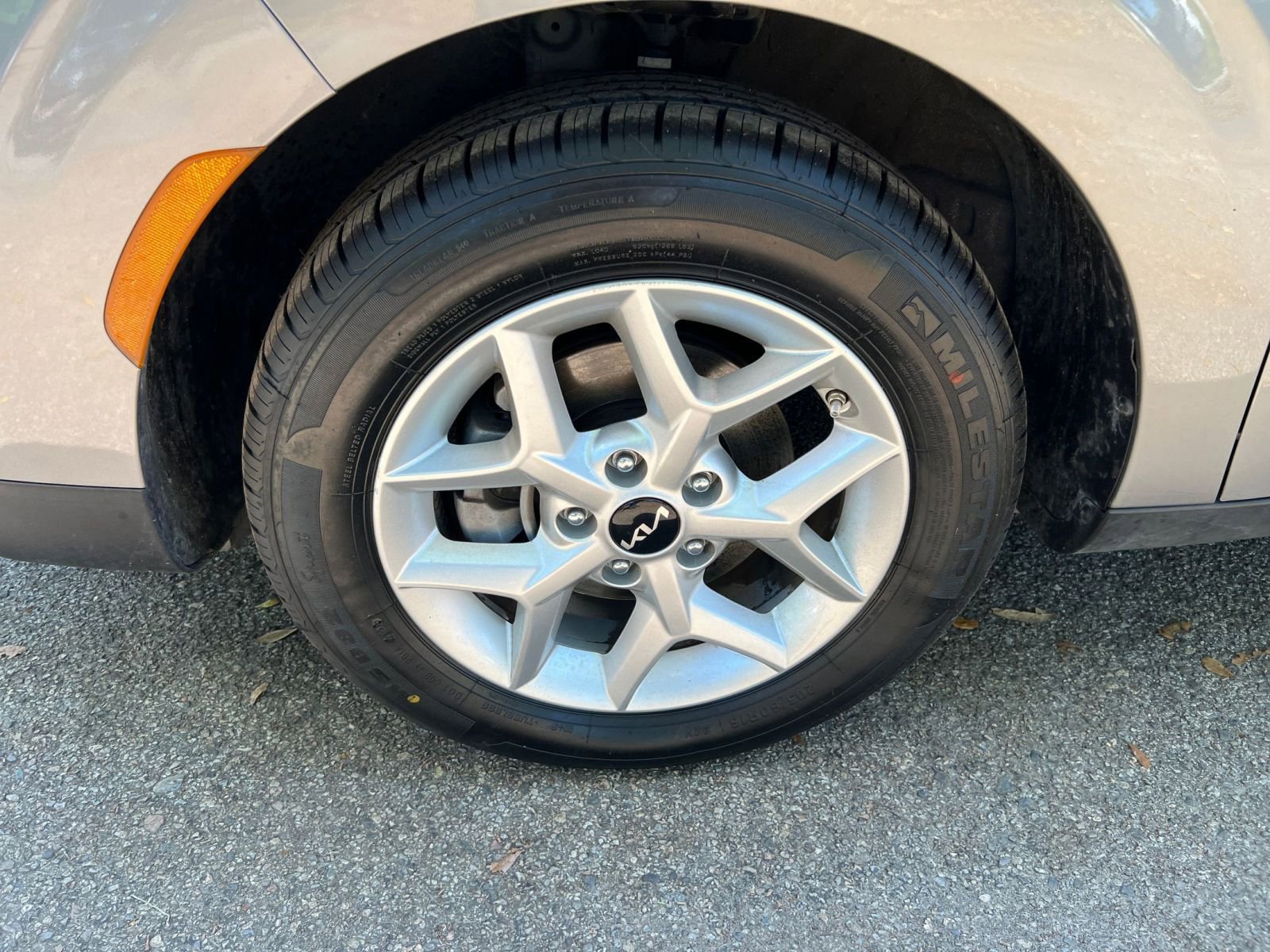 Thumbnail: 2025 Kia Soul - 24