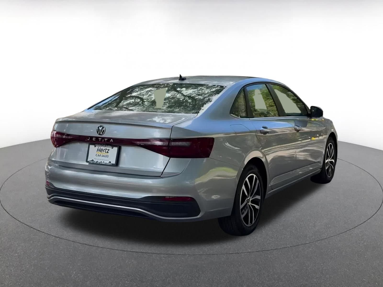 Thumbnail: 2025 Volkswagen Jetta - 14