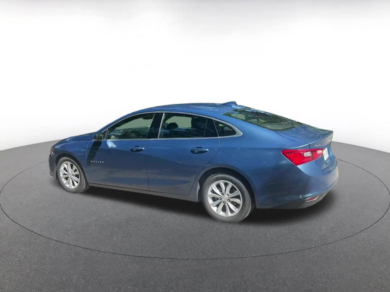Thumbnail: 2024 Chevrolet Malibu - 15