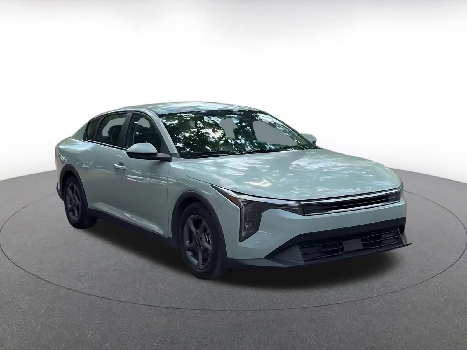 Thumbnail: 2025 Kia K4 - 3