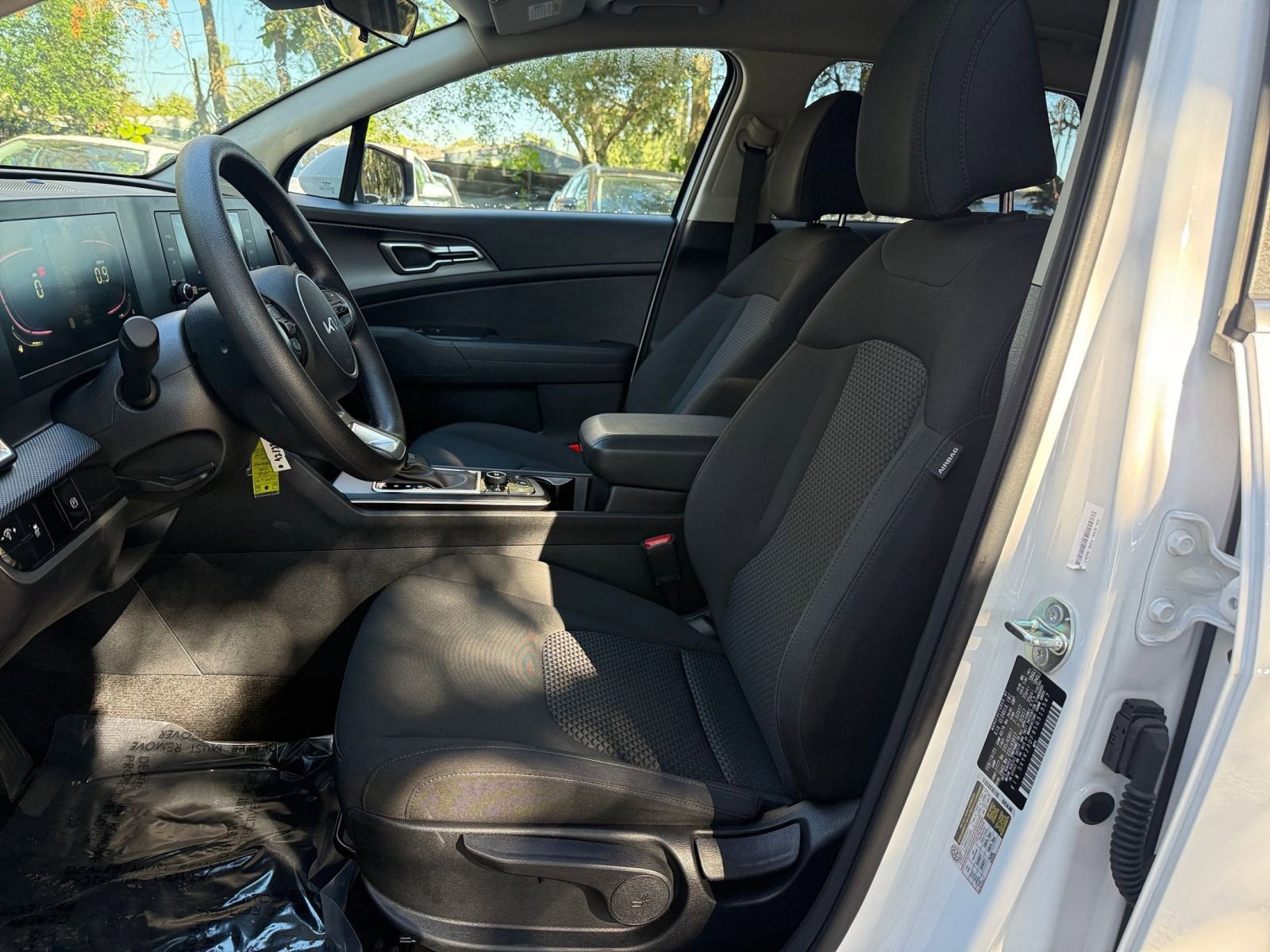 Thumbnail: 2025 Kia Sportage - 30