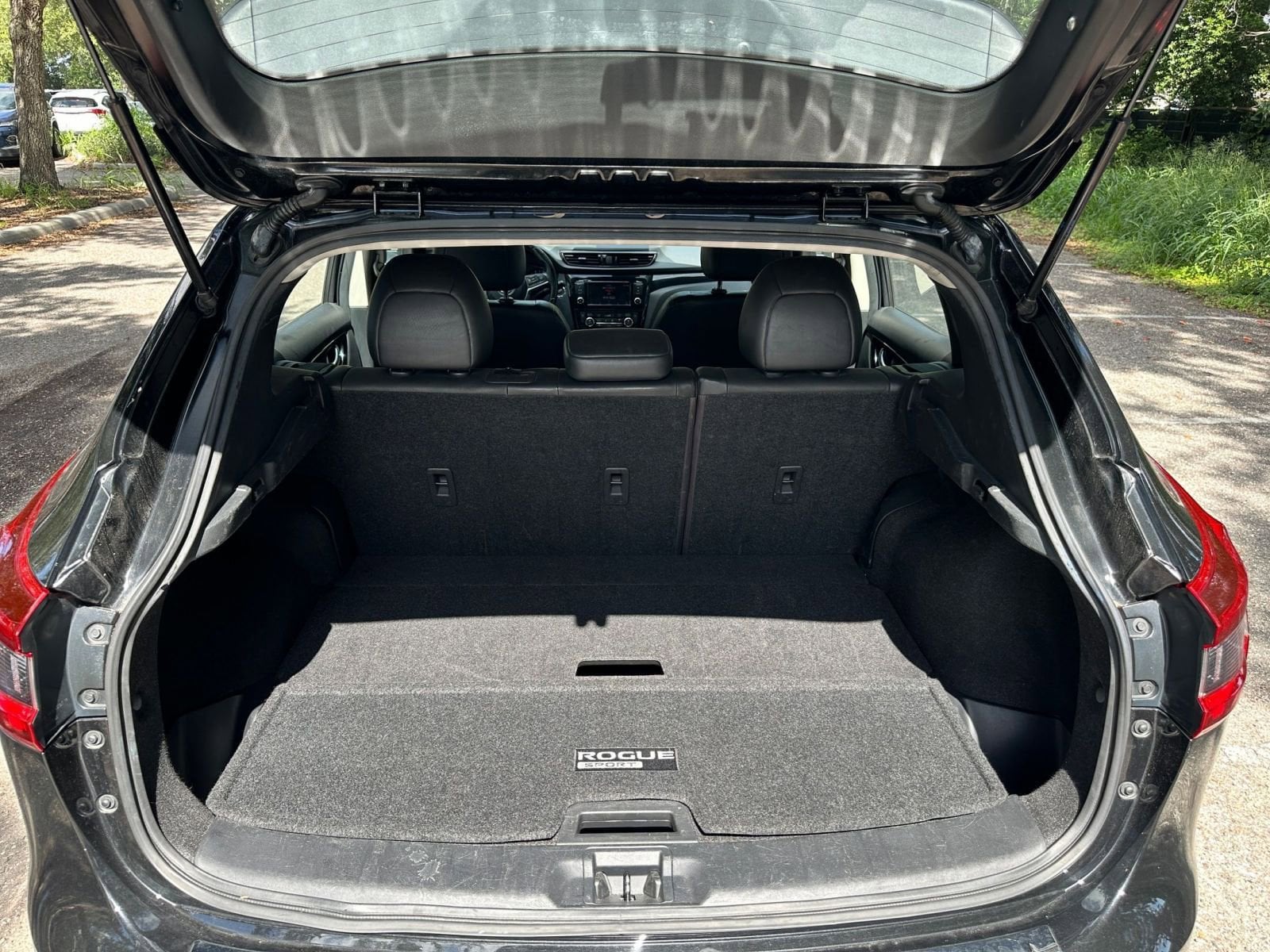 2022 Nissan Rogue Sport SV 25