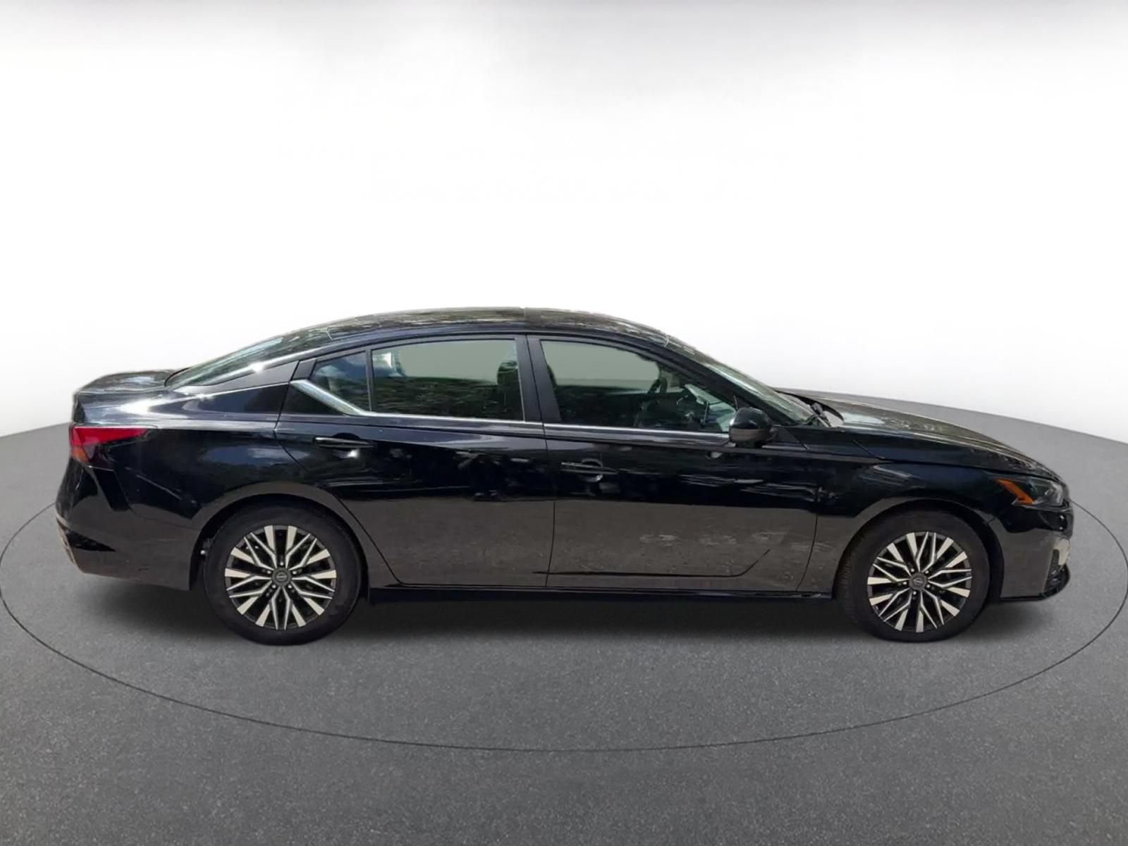 Thumbnail: 2026 Nissan Altima - 15