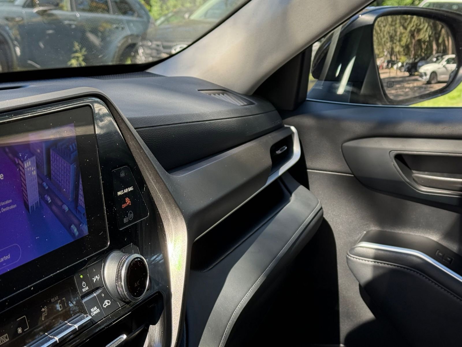 Thumbnail: 2025 Toyota Highlander - 29