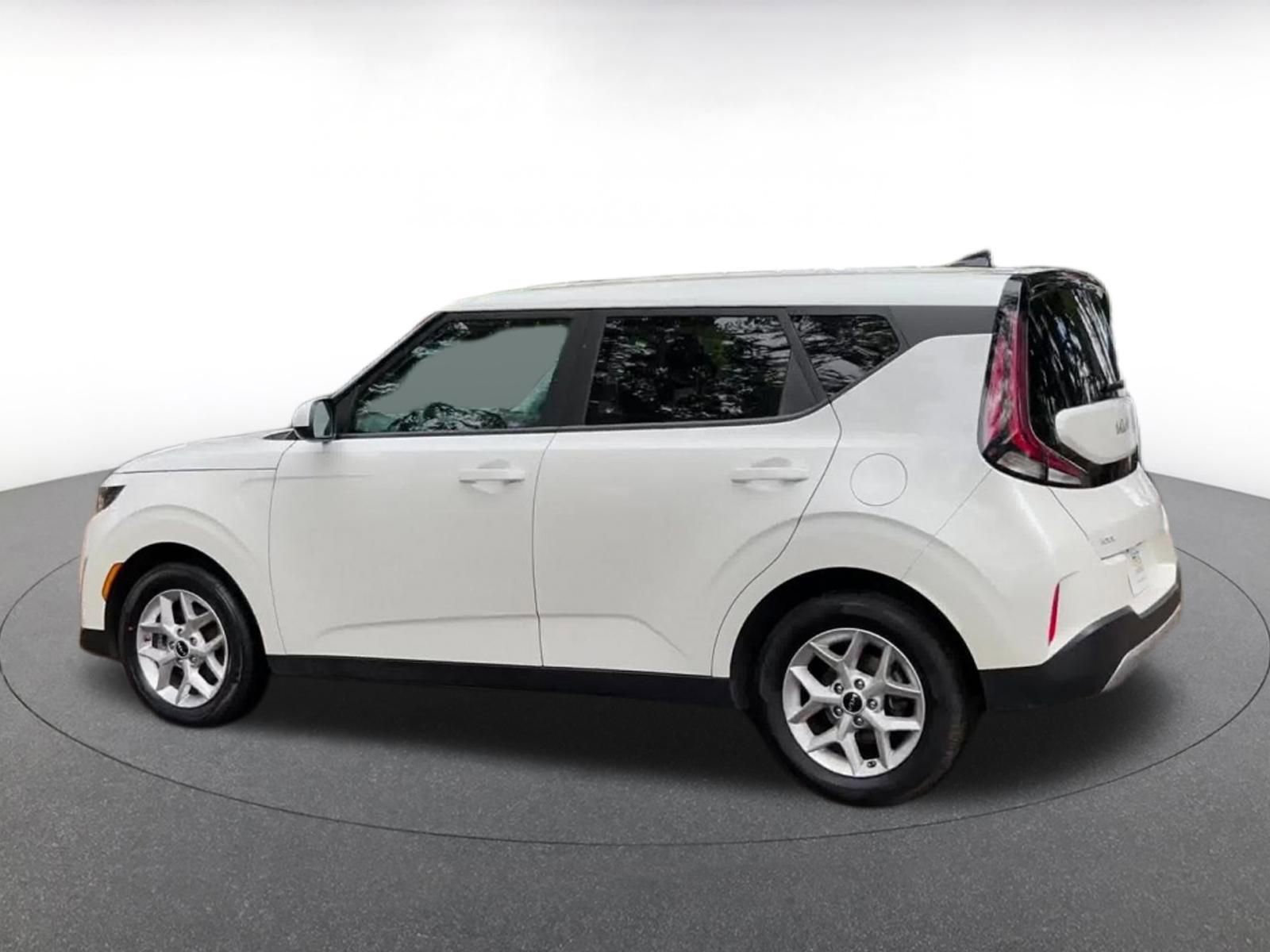 Thumbnail: 2025 Kia Soul - 10