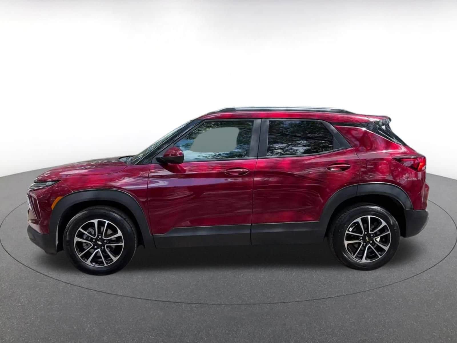 Thumbnail: 2025 Chevrolet TrailBlazer - 9