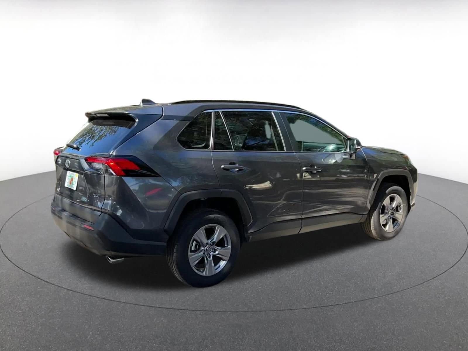 Thumbnail: 2025 Toyota RAV4 - 14