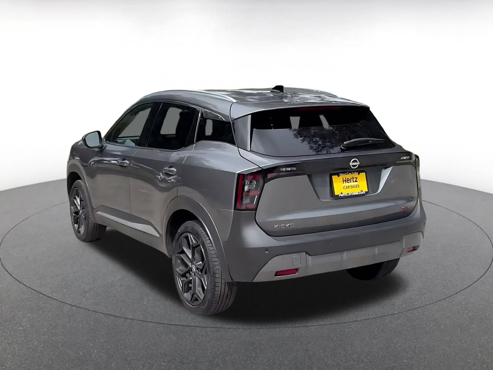 Thumbnail: 2026 Nissan Kicks - 10