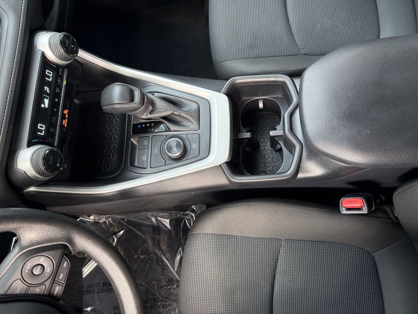 Thumbnail: 2025 Toyota RAV4 - 35