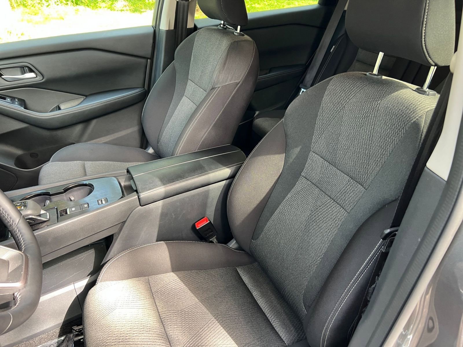 Thumbnail: 2025 Nissan Rogue - 30