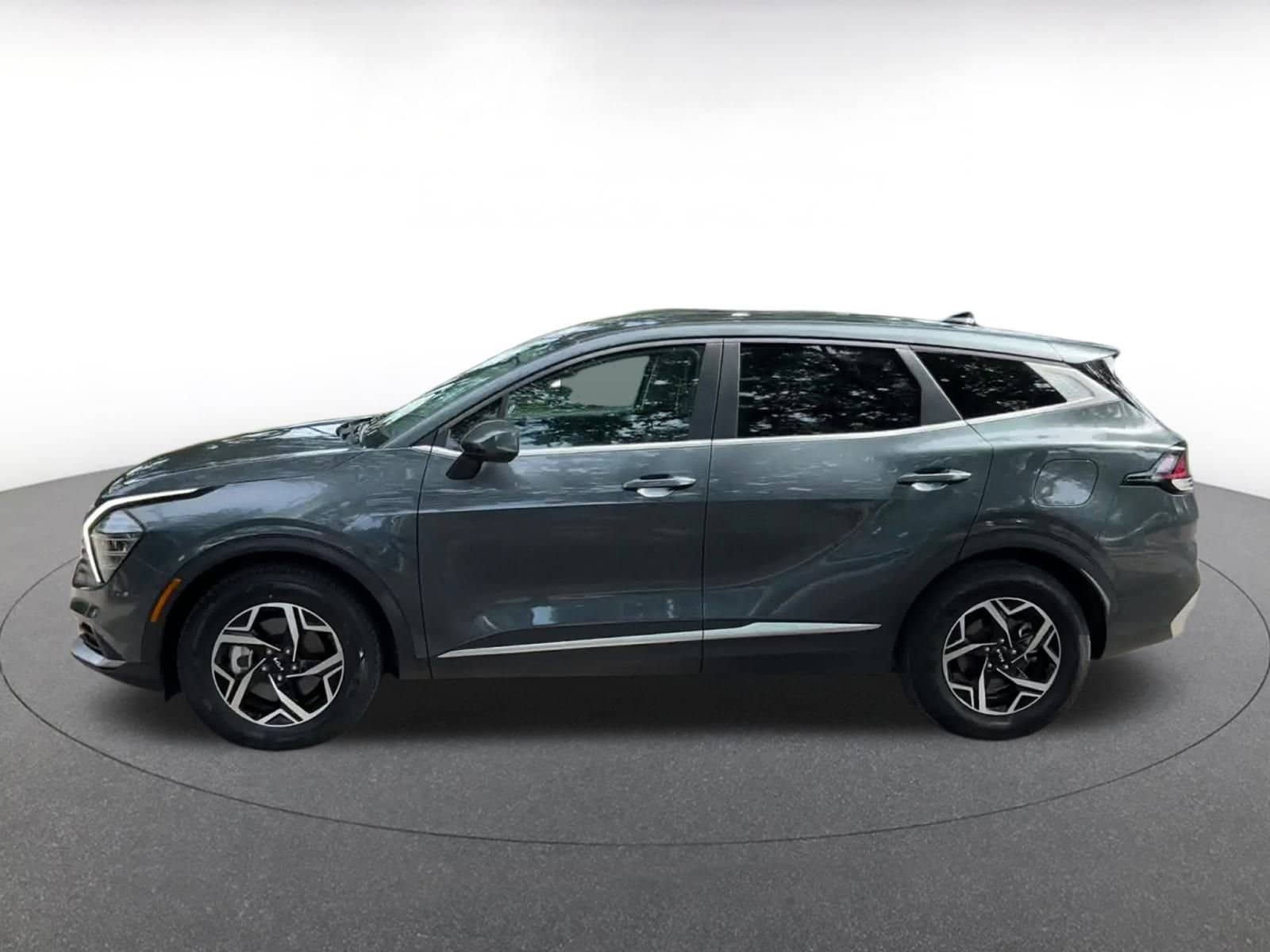 Thumbnail: 2024 Kia Sportage - 9