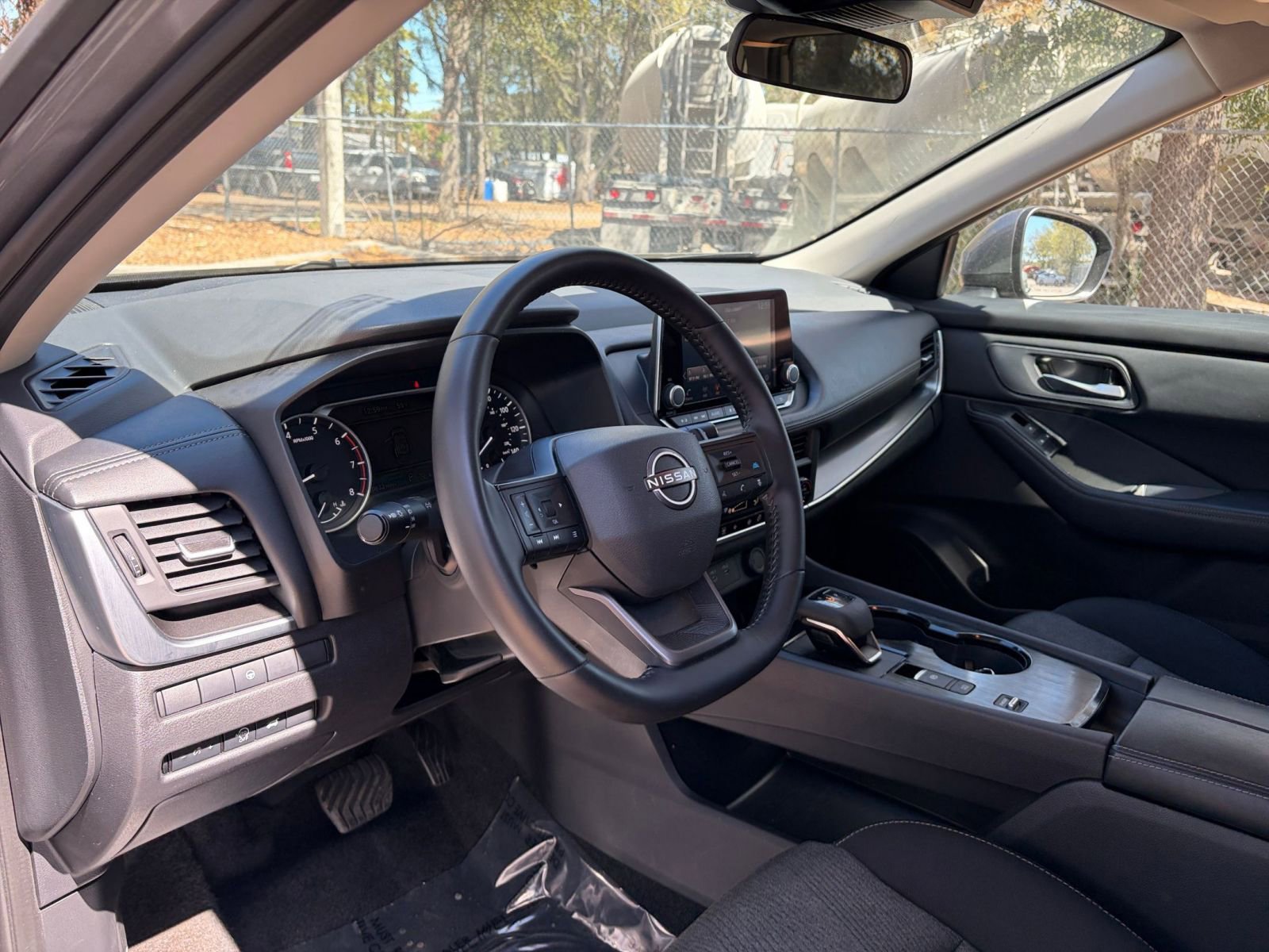 Thumbnail: 2025 Nissan Rogue - 30