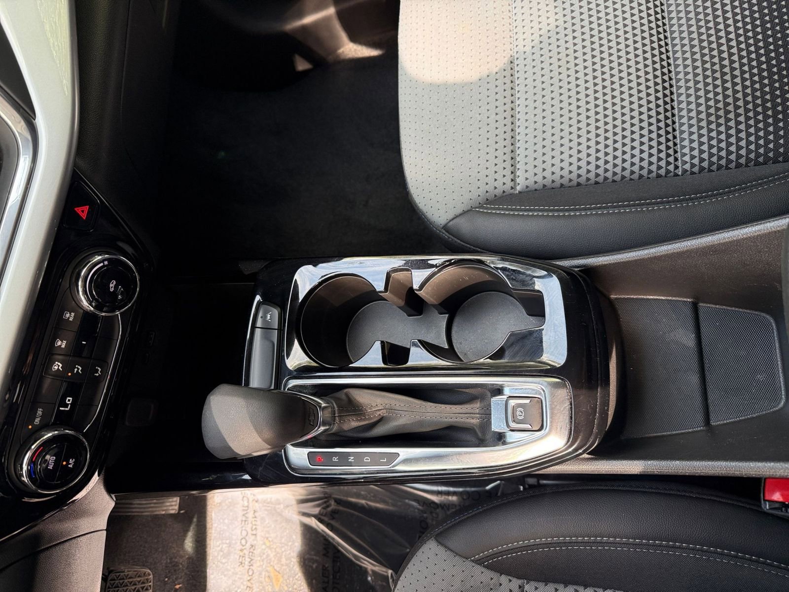 Thumbnail: 2025 Chevrolet Trax - 35