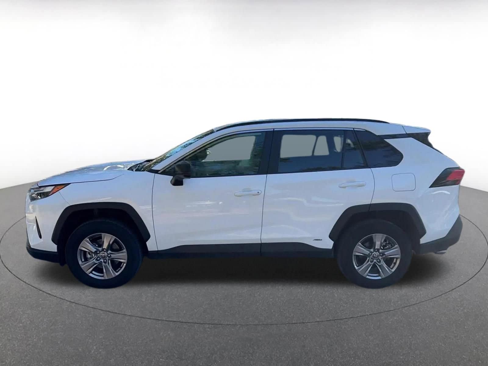 Thumbnail: 2025 Toyota RAV4 - 10