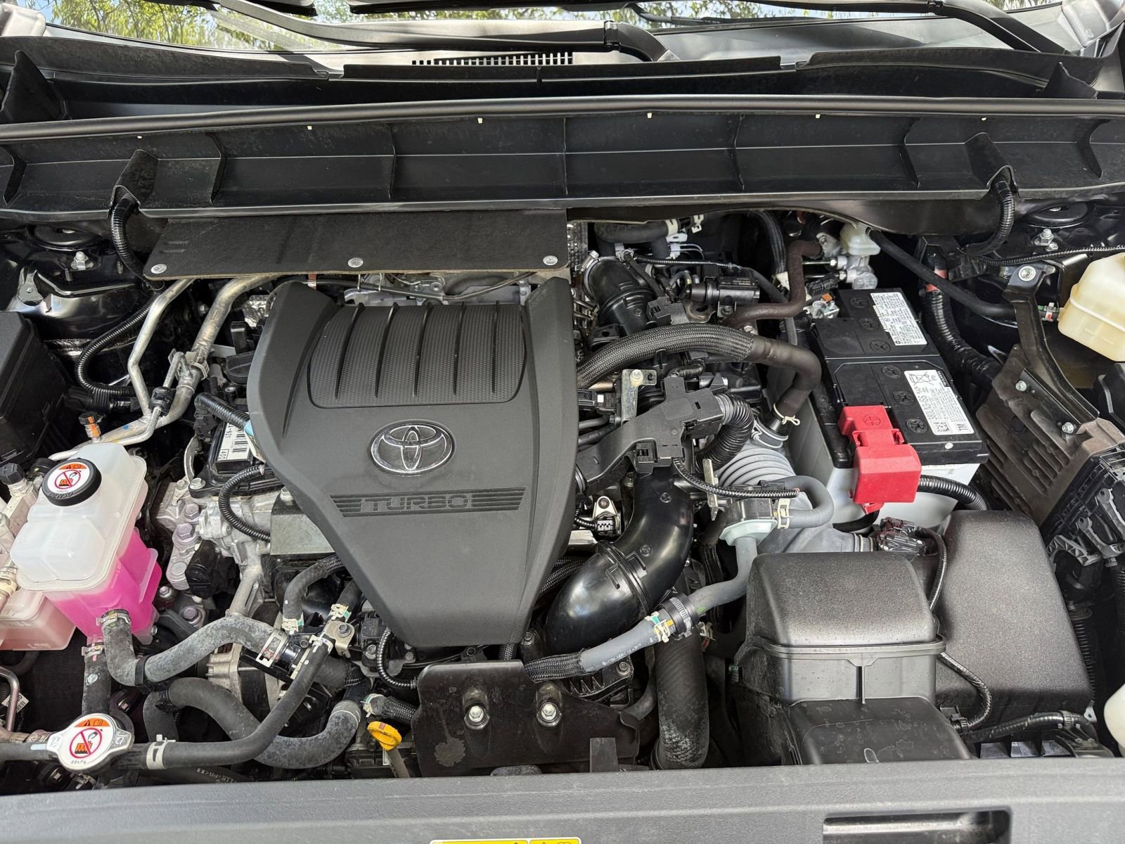 Thumbnail: 2025 Toyota Highlander - 33
