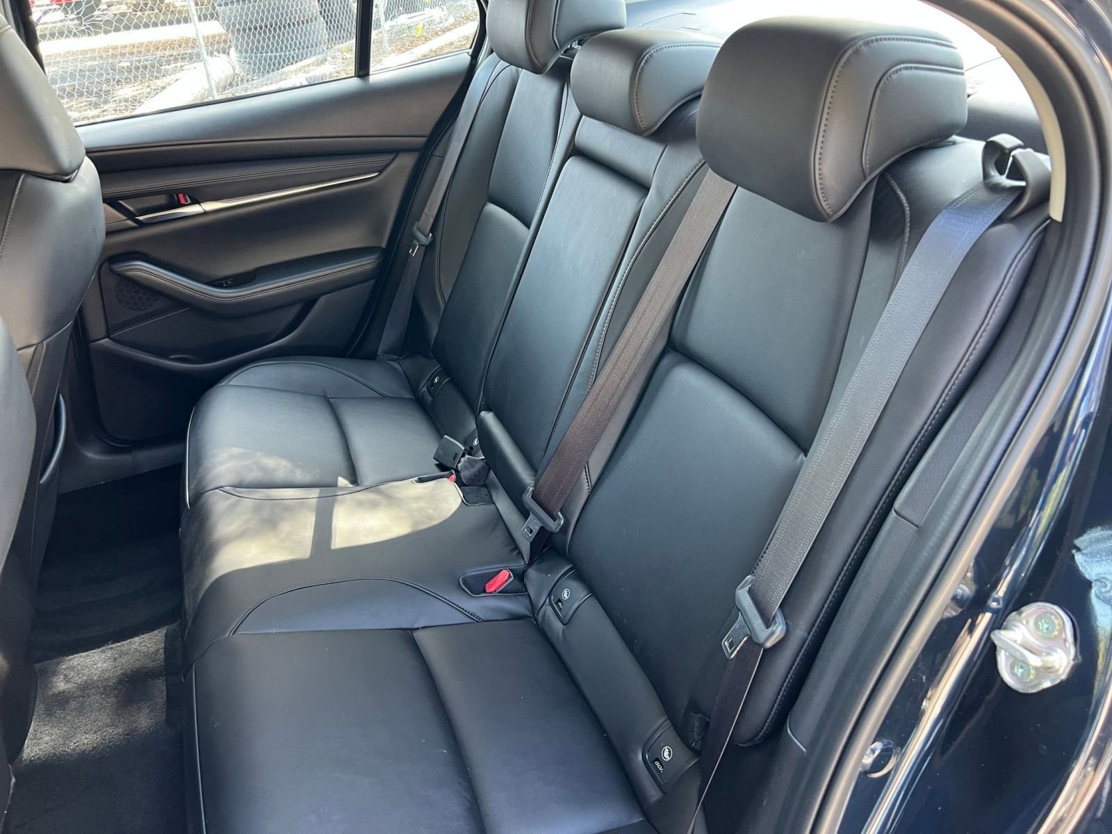 Thumbnail: 2025 Mazda Mazda3 - 31