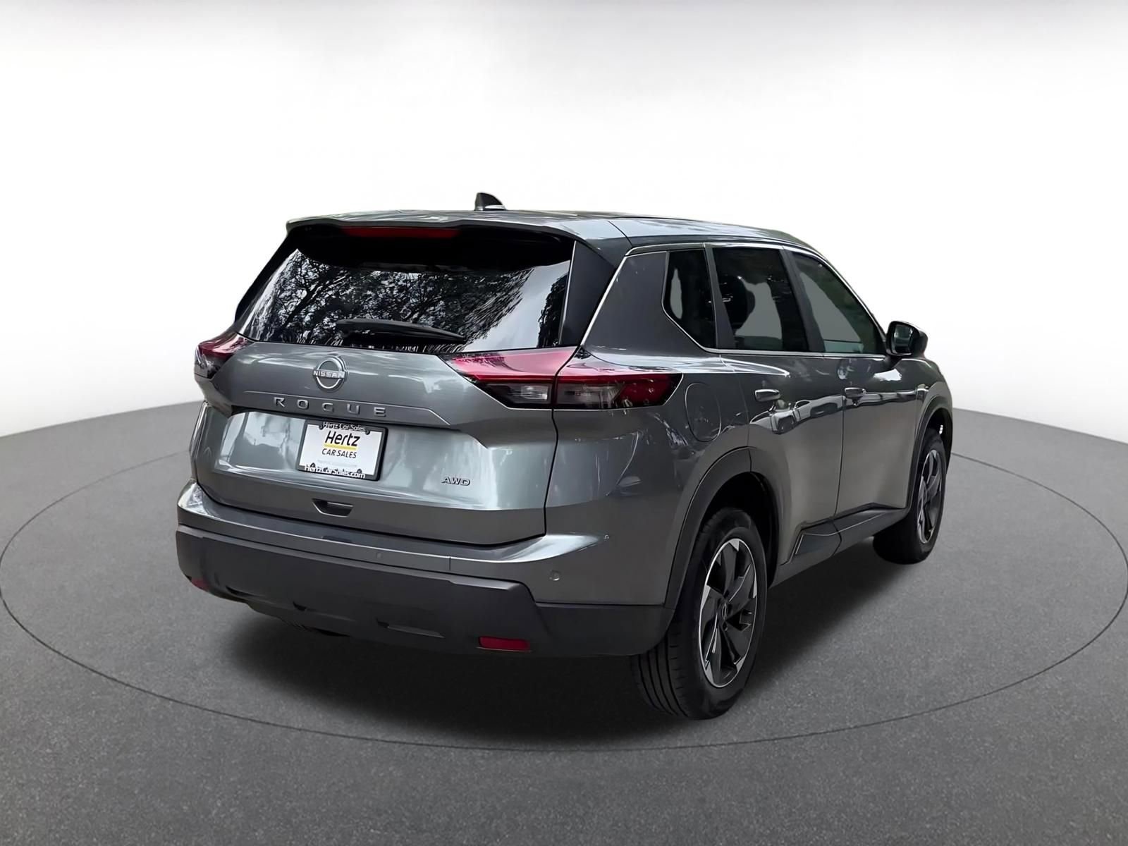 Thumbnail: 2025 Nissan Rogue - 14