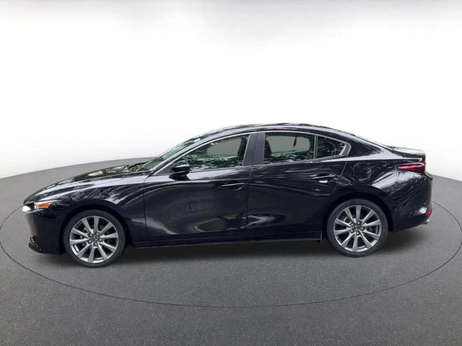 Thumbnail: 2025 Mazda Mazda3 - 9