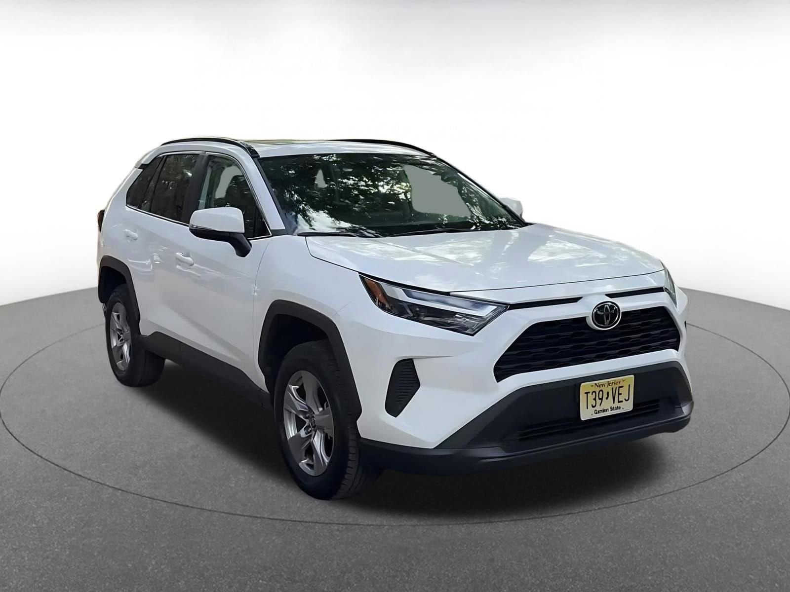 Thumbnail: 2025 Toyota RAV4 - 3