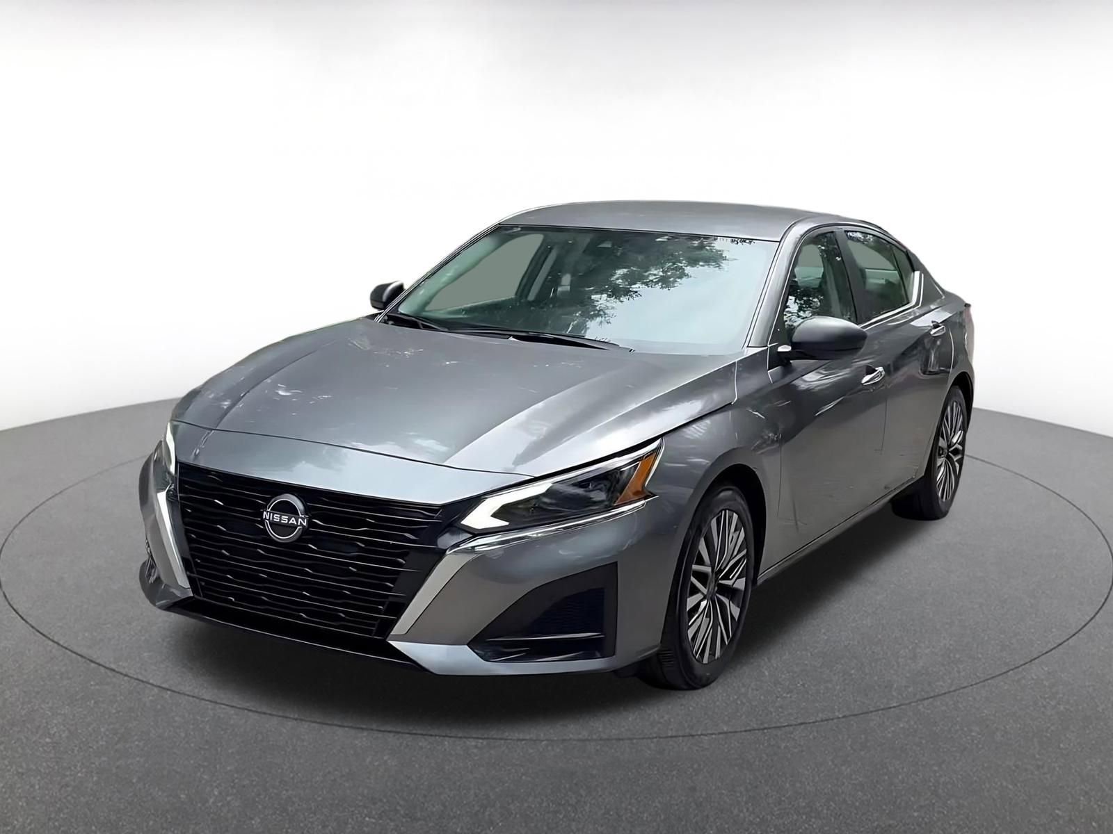 Thumbnail: 2025 Nissan Altima - 7