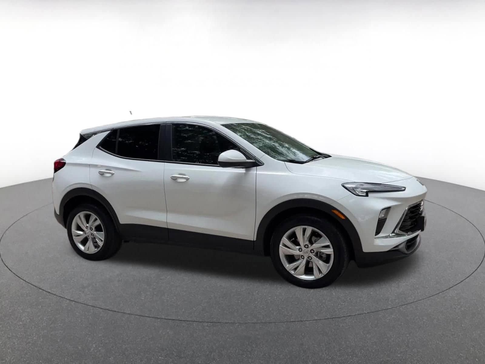 Thumbnail: 2025 Buick Encore GX - 2