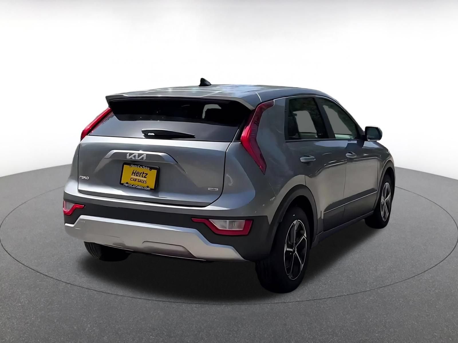 Thumbnail: 2026 Kia Niro - 14