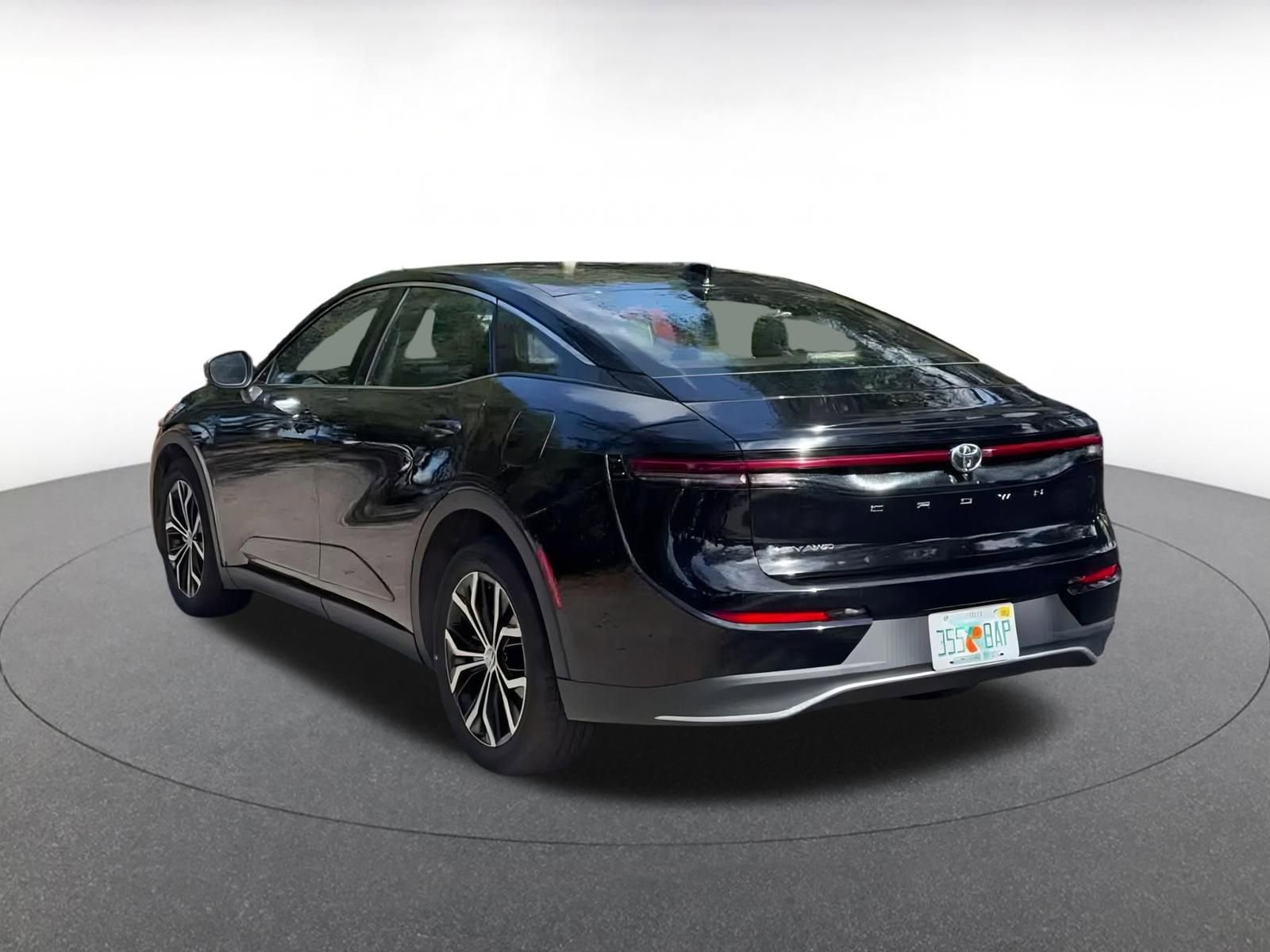 Thumbnail: 2025 Toyota Crown - 12