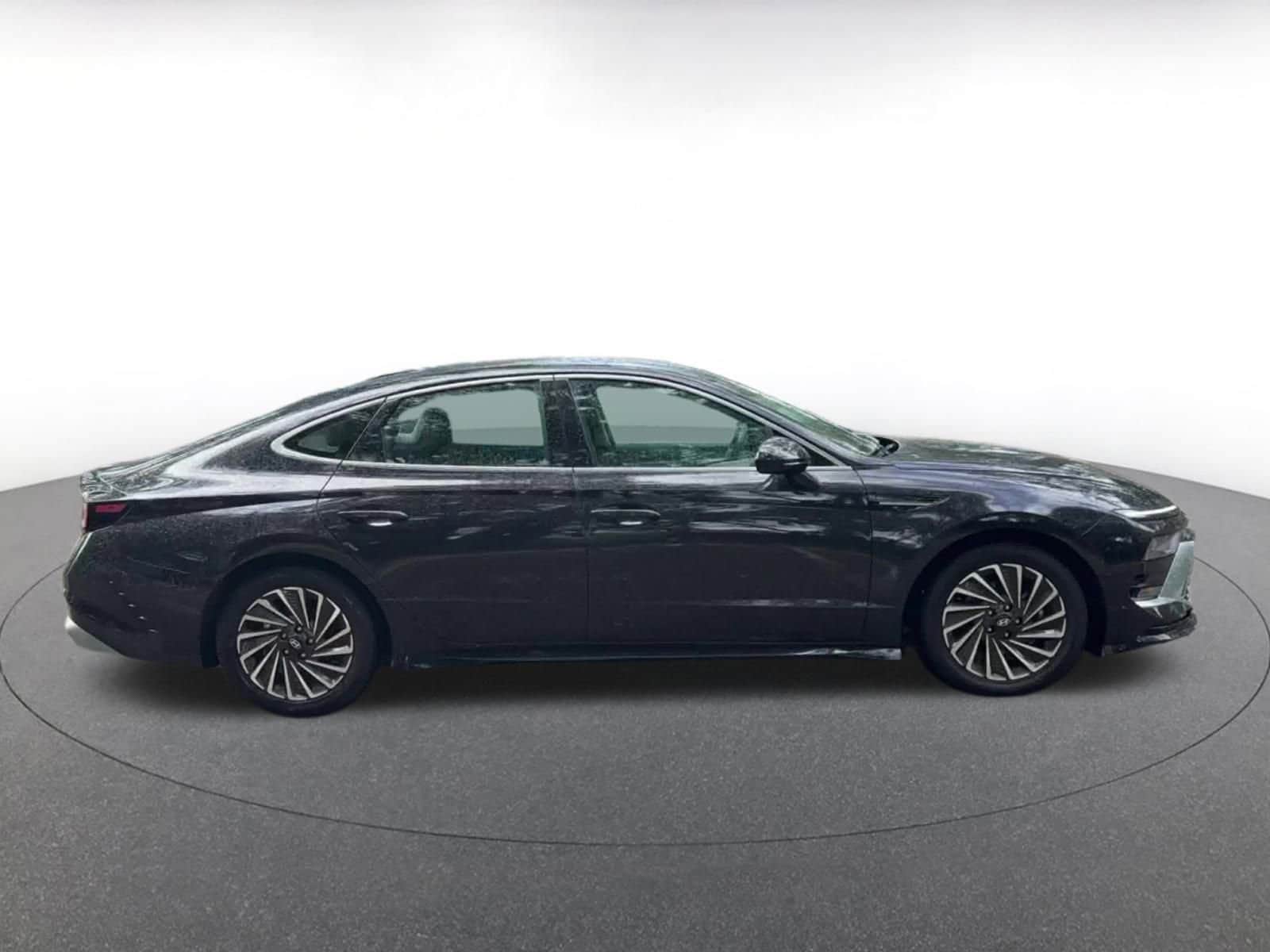 Thumbnail: 2024 Hyundai Sonata - 16