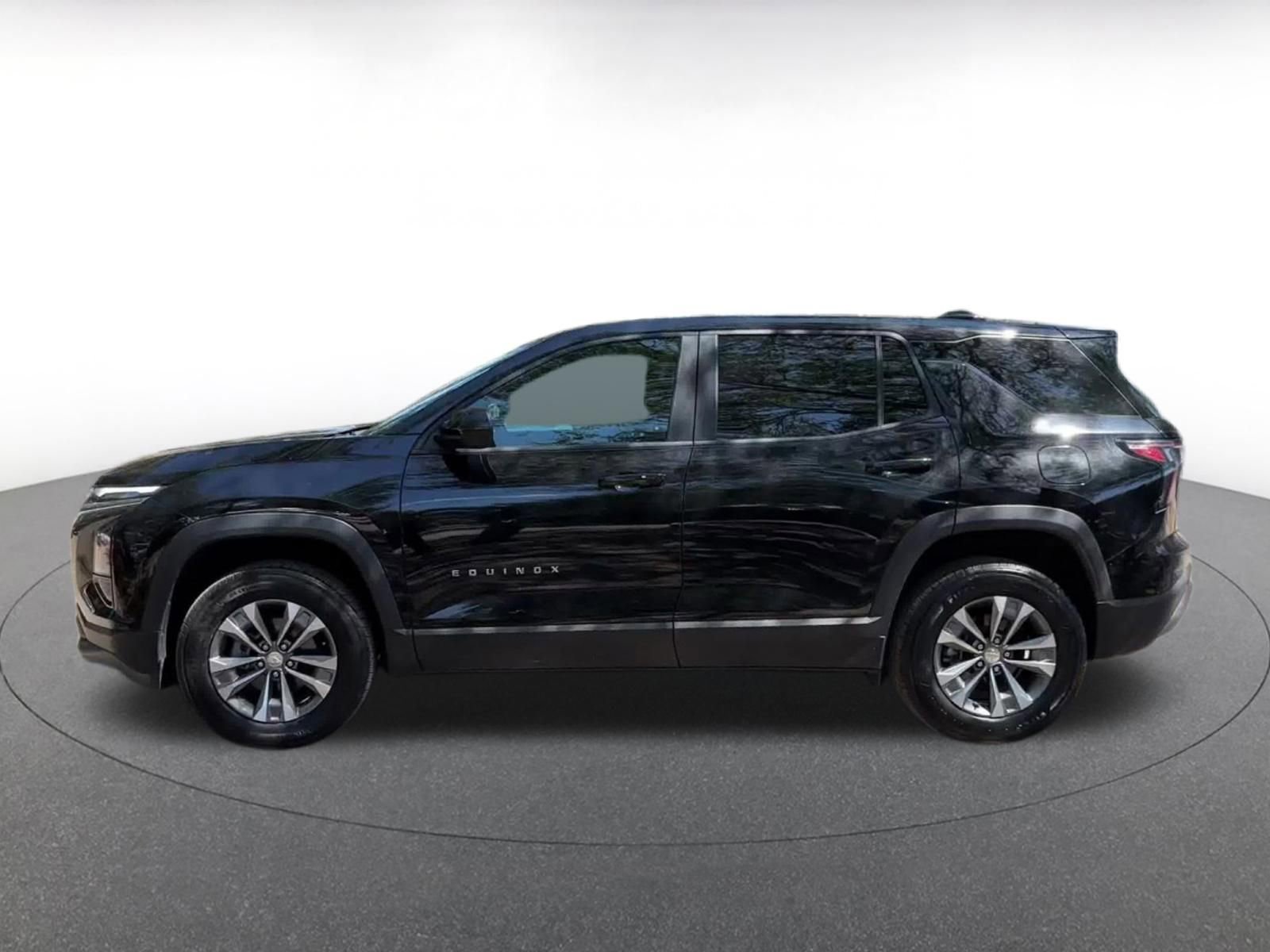 Thumbnail: 2025 Chevrolet Equinox - 9