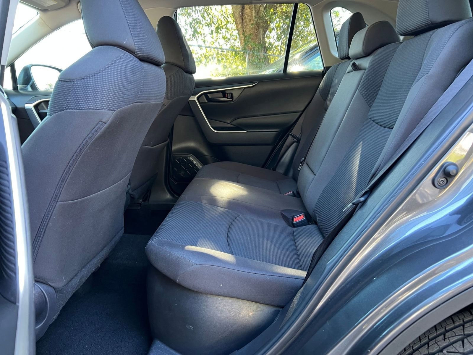 Thumbnail: 2025 Toyota RAV4 - 20