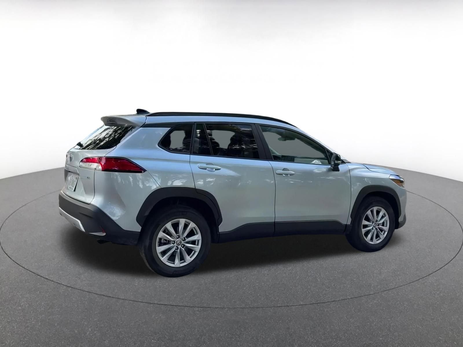 Thumbnail: 2025 Toyota Corolla Cross - 15