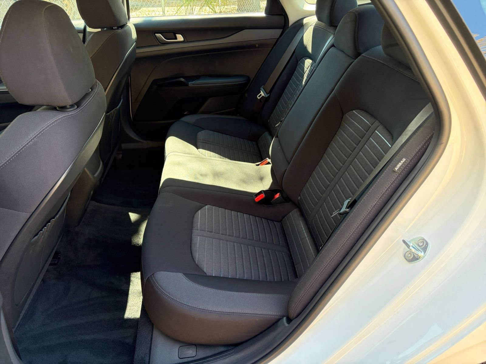 Thumbnail: 2025 Kia K5 - 33