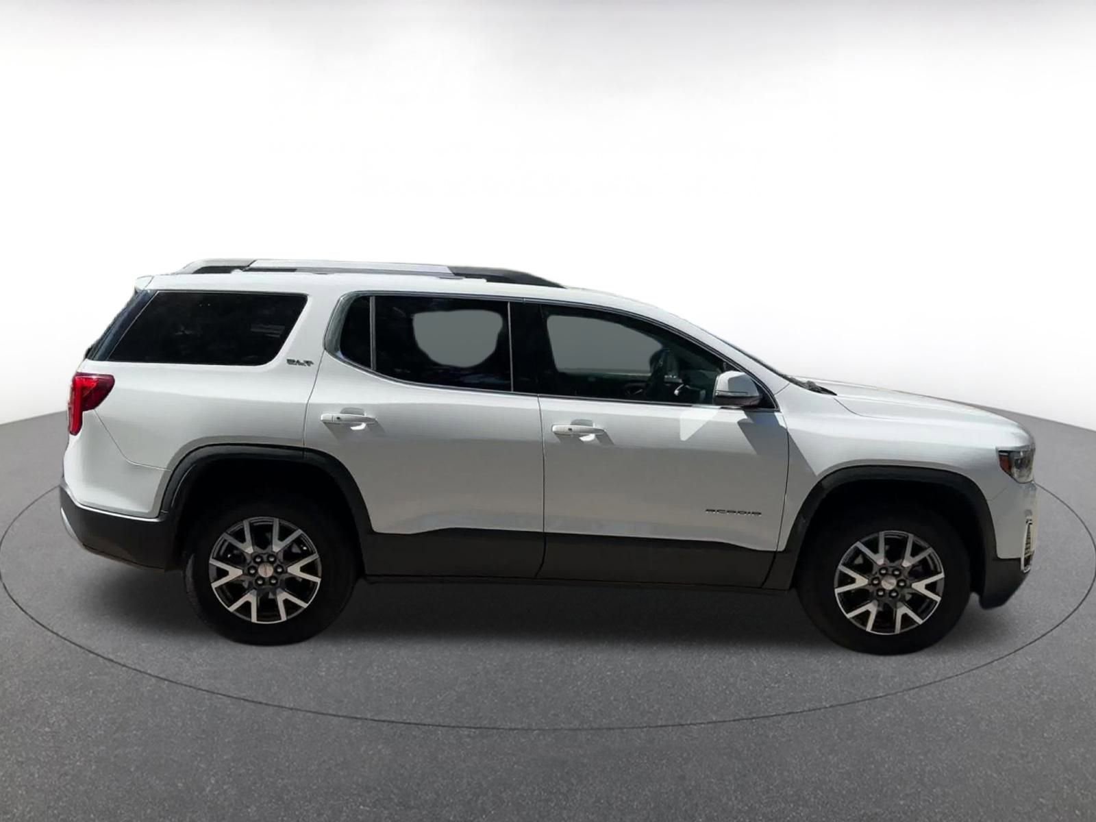 Thumbnail: 2023 GMC Acadia - 16