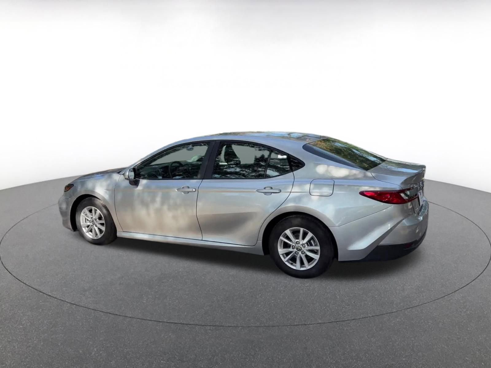 Thumbnail: 2025 Toyota Camry - 10